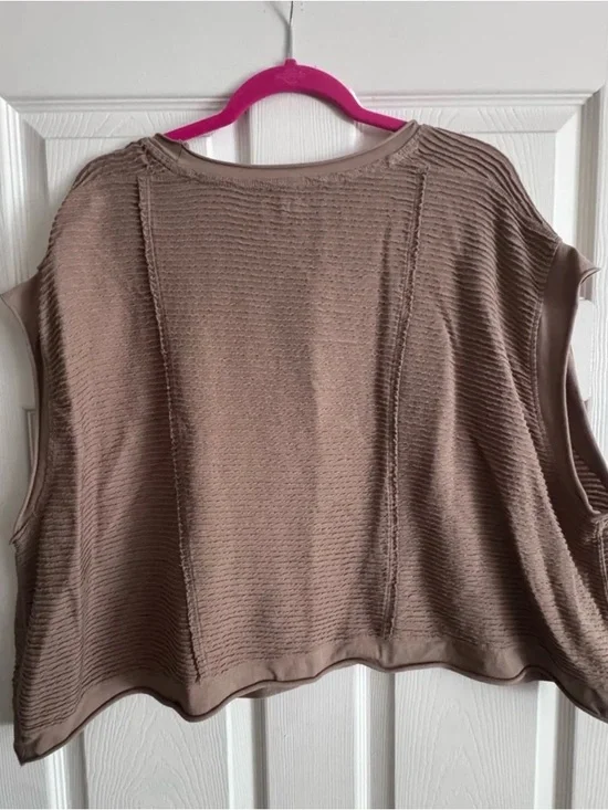 Free people Top - Picture 2 of 3